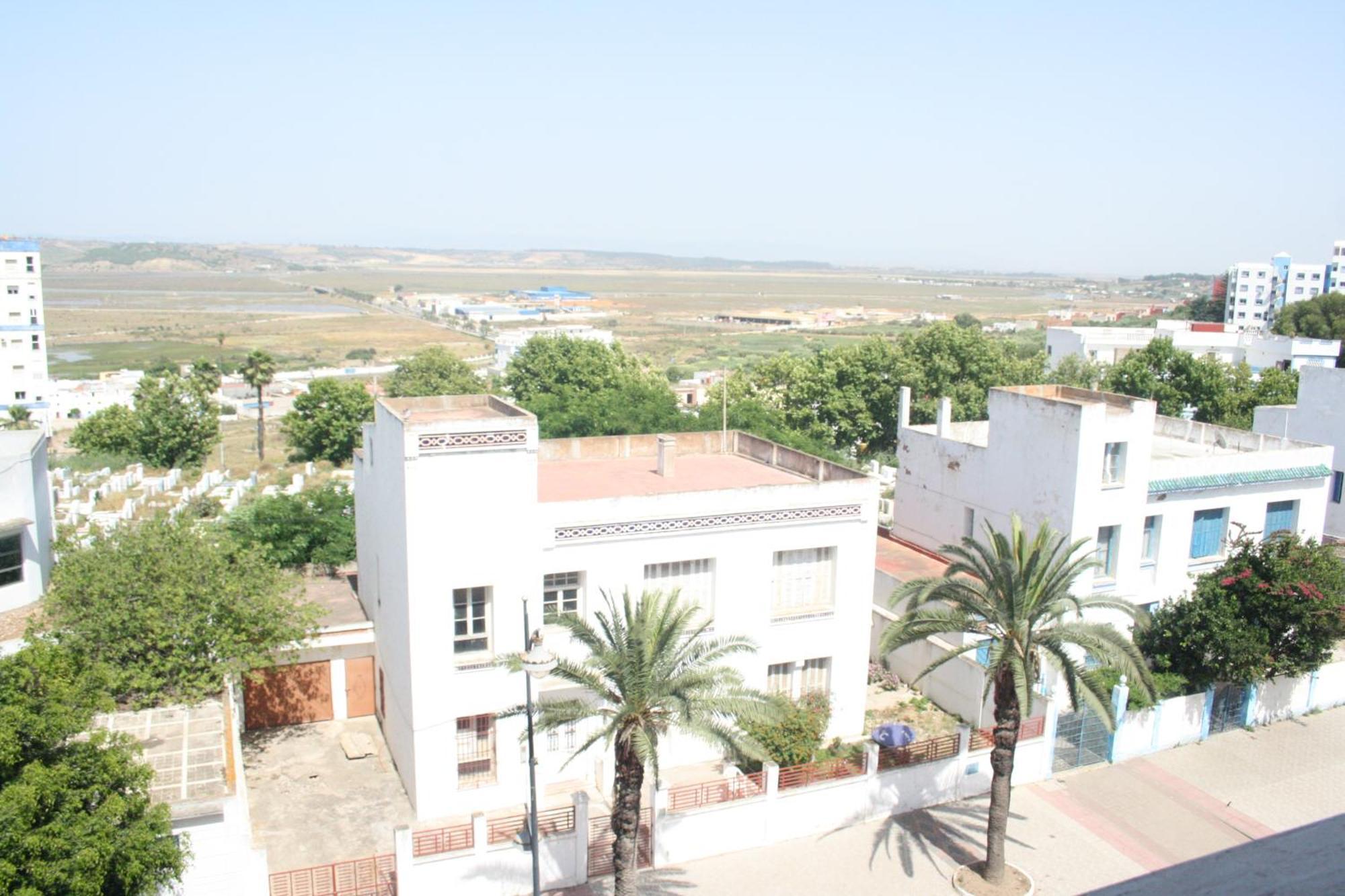 Hotel Salime Al Khozama Лараш Екстериор снимка