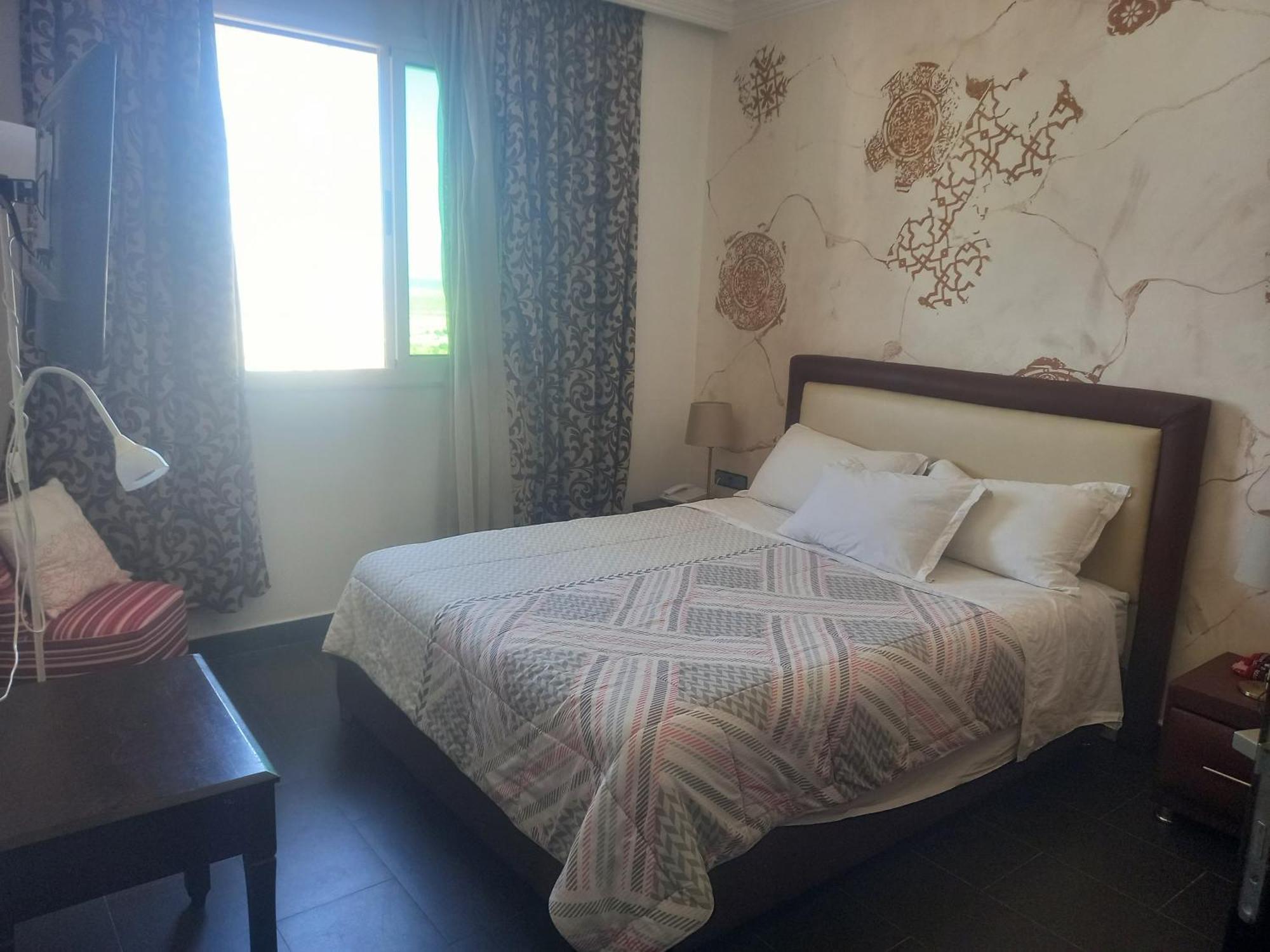 Hotel Salime Al Khozama Лараш Екстериор снимка